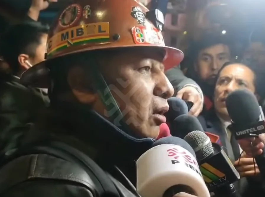 Gobierno y mineros sindicalizados logran acuerdo de siete puntos