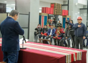 Víctor Quispe es posesionado como nuevo ministro de Trabajo