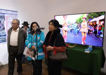 La Alcaldía inaugura la exposición ‘El arte en la morenada’
