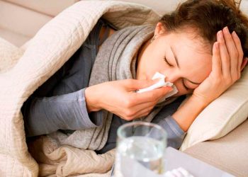 mujer_con_gripe
