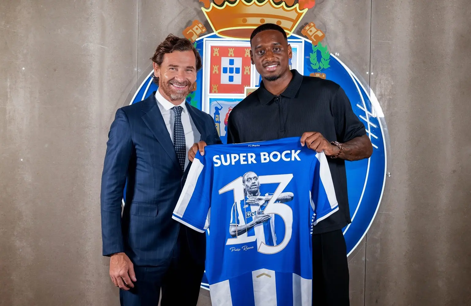 El dominicano Pablo Rosario ficha por el Porto