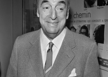 Un panel de expertos judiciales y médicos determinarán si el poeta chileno y premio Nobel de Literatura, Pablo Neruda, fue asesinado o no durante la dictadura de Augusto Pinochet (1973-1990) este martes 24 de enero de 2023. Foto: AFP.