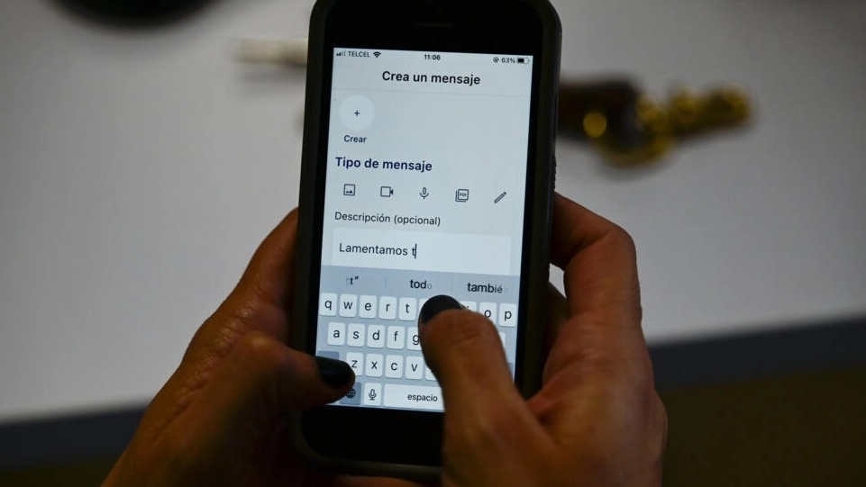 Past Post es la empresa que ofrece a sus usuarios enviar mensajes póstumos. Foto: AFP