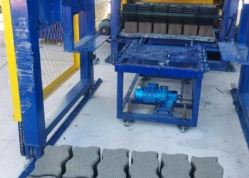 Tupiza inicia operación de planta para adoquinar el 71% de sus calles