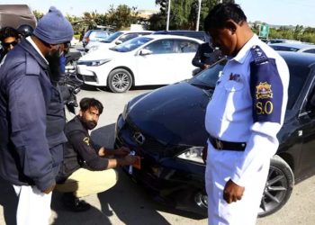 Atienden a los heridos de un atentado en el noroeste de Pakistán. Foto: Europa Press