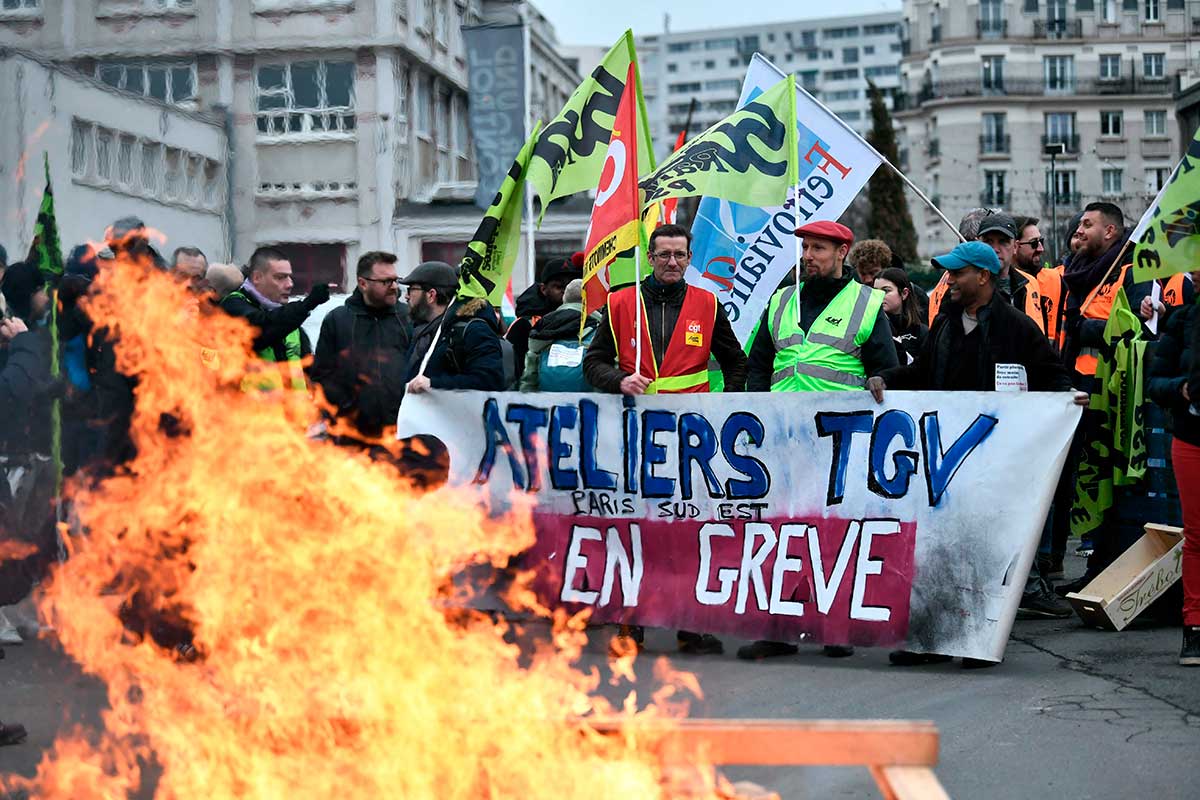 protestas_en_francia_reforma_de_pensiones.jpg