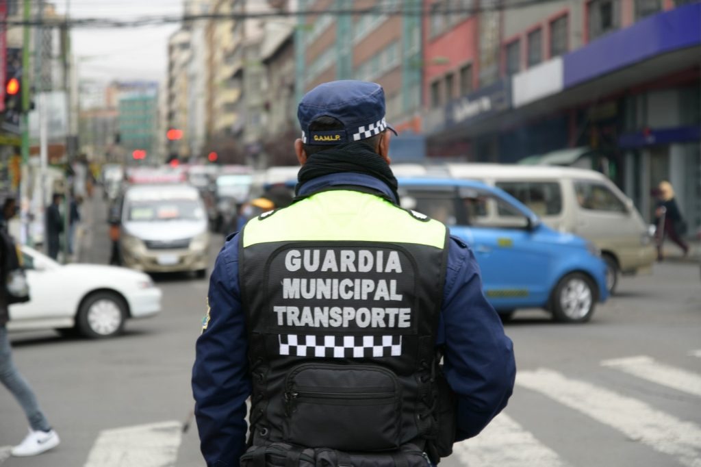 El lunes comienza la restricción vehicular. Foto: AMUN