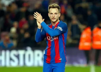 Futbolista croata Ivan Rakitic anuncia su retirada a los 37 años