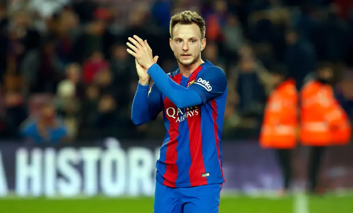 Futbolista croata Ivan Rakitic anuncia su retirada a los 37 años
