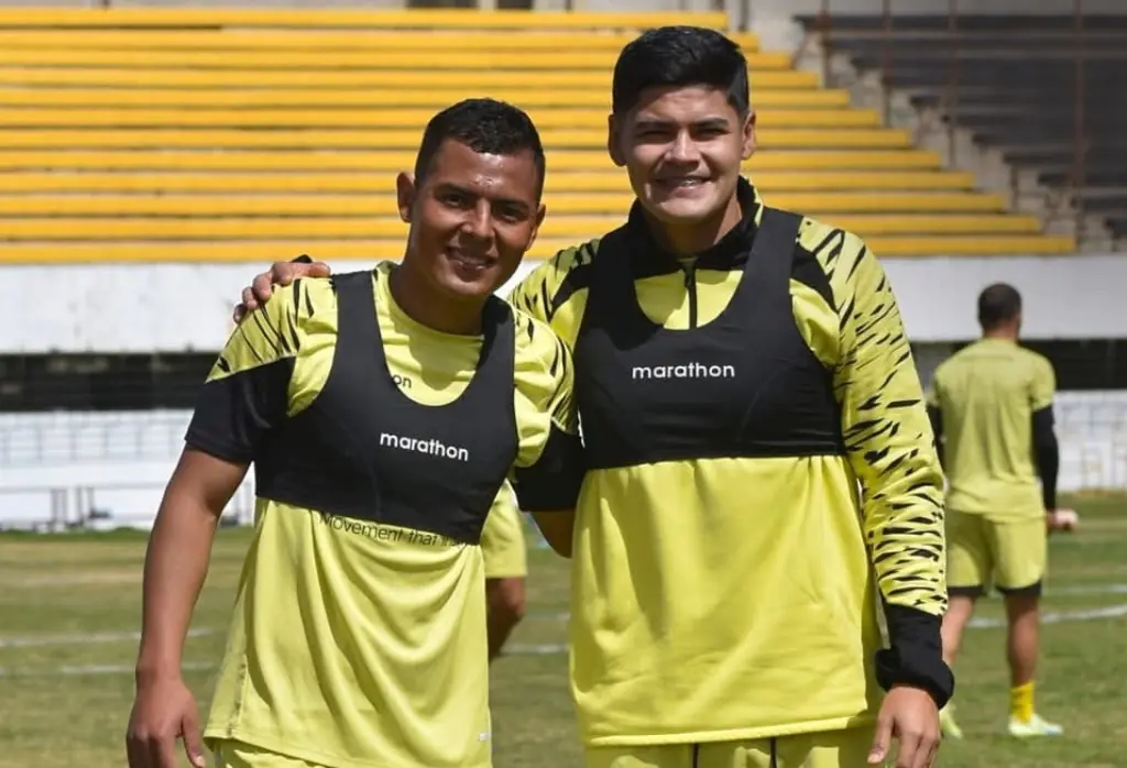 Roca y Bustos están habilitados y podrían debutar en The Strongest