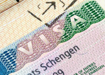 ¿Qué necesitan los viajeros para ingresar al espacio Schengen?