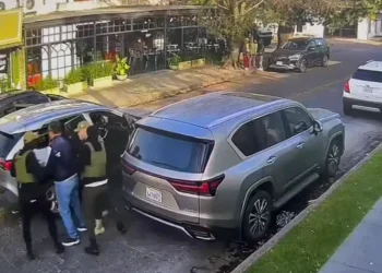 Falsos policías secuestran a un hombre en Santa Cruz