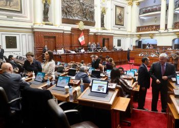 sesion_congreso_peru.jpg