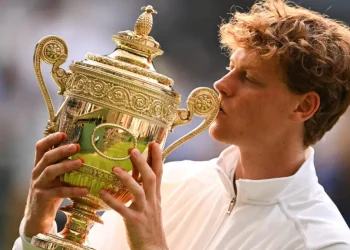 Sinner vence a Alcaraz y gana su primer título en Wimbledon