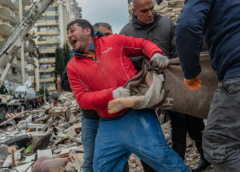 Más de 5.000 muertos por terremoto en Turquía y Siria