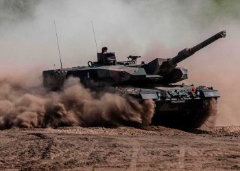 tanque_cerca_de_la_linea_de_combate.jpg