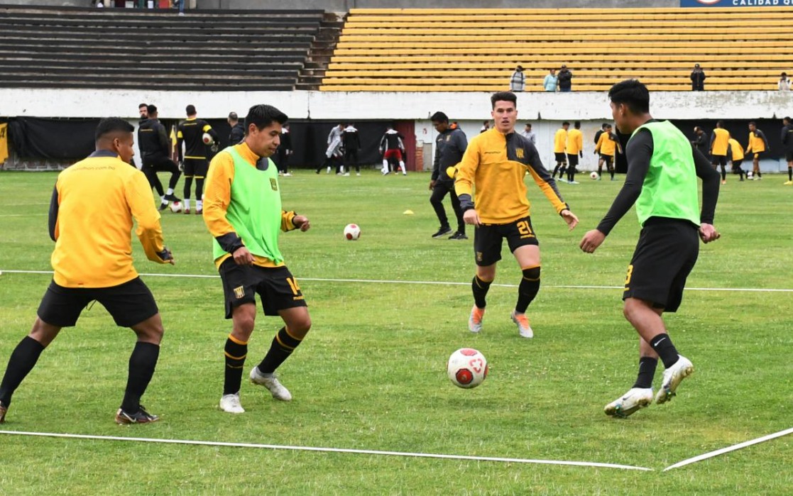 hector montes_the strongest_presentara