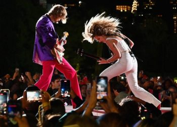 La banda italiana Maneskin, fotografiada en el Global Citizen Festival en el Central Park de Nueva York en septiembre de 2022, está nominada al premio Grammy en la categoría Mejor Artista Nuevo. Foto: AFP.