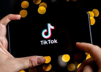 Logo de TikTok, red social que será prohibida en Canada. Foto: RT.