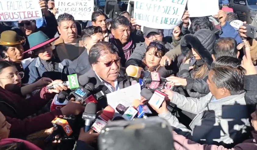 Transportistas piden renuncia de autoridades de hidrocarburos
