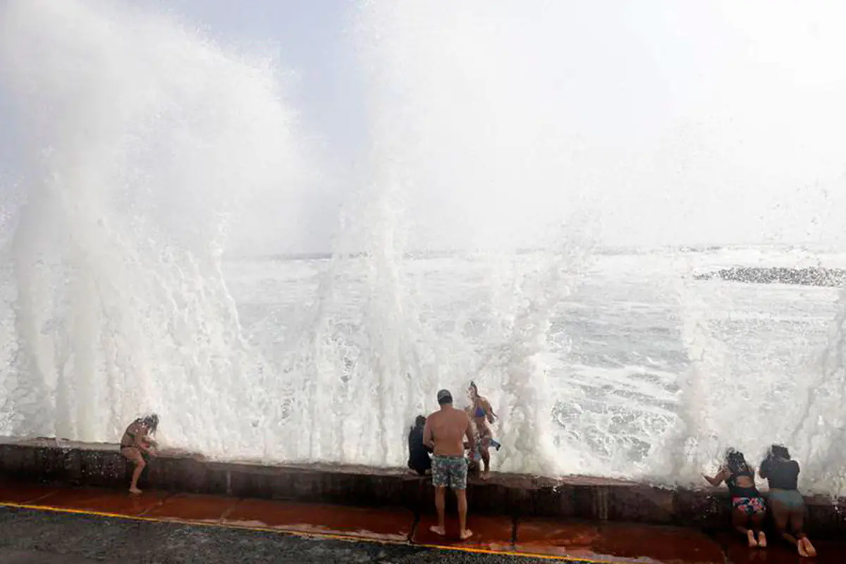 tsunami_chile.jpg