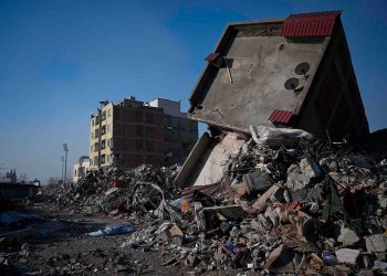 vivienda_colapsada_en_turquia