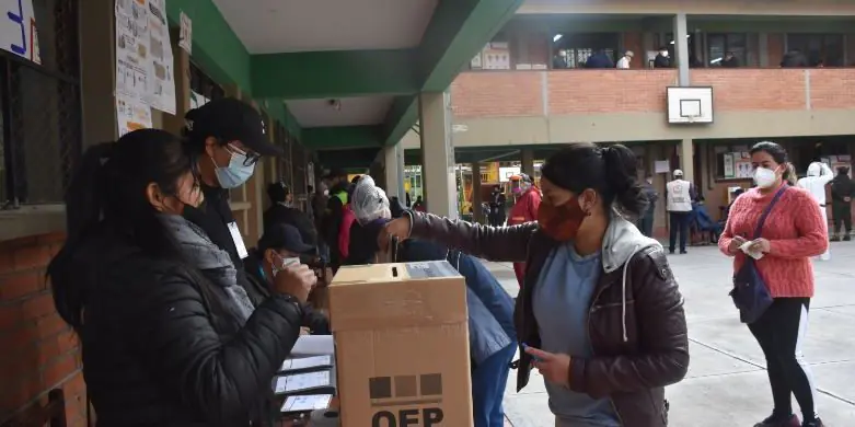 TSE ratifica validez de la cédula física original como único documento para votar