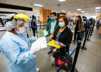Perú prorroga suspensión de vuelos desde Brasil, Reino Unido y Sudáfrica