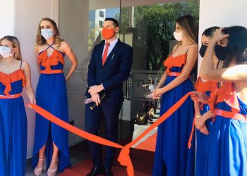 Amaszonas inaugura oficina en Cochabamba