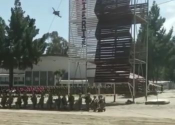 Pretender tomar declaraciones de uno de los cadetes que está en la Unidad de Terapia Intensiva.