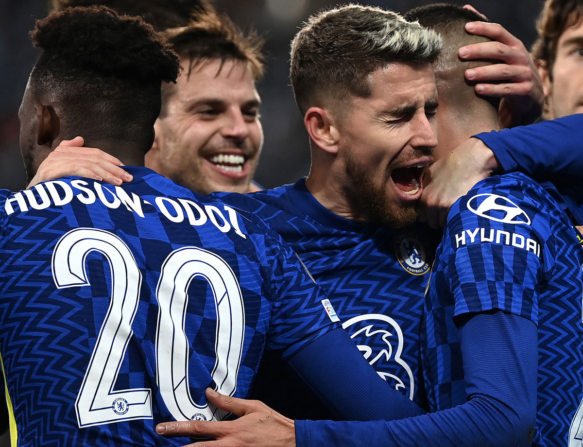 El campeón Chelsea cumple en Malmö gracias a Ziyech