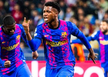 Barcelona gana 1-0 en visita al Dinamo de Kiev con gol de Ansu Fati