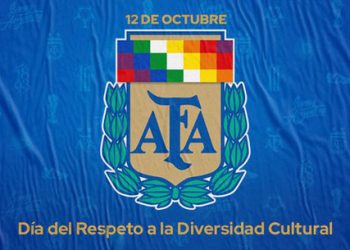La AFA celebra la diversidad y la paz con una Wiphala en su escudo