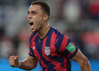 EEUU revive con triunfo 2-1 ante Costa Rica en premundial de Concacaf