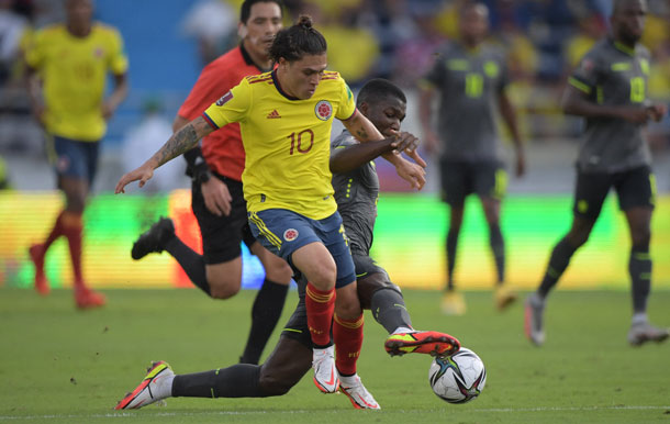Ecuador salva punto de oro al empatar 0-0 en su visita a Colombia por premundial sudamericano