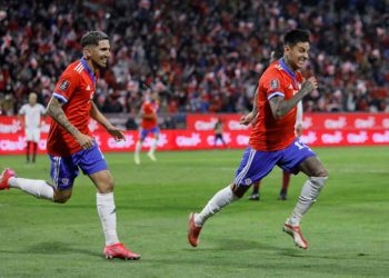 Chile golea 3-0 a Venezuela y escala en la eliminatoria a Qatar-2022