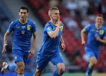 Ucrania pasa a cuartos de la Eurocopa tras ganar a Suecia en prórroga 2-1