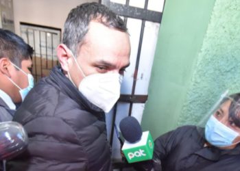 La Justicia envía a la cárcel al exviceministro Schlink por el caso FMI