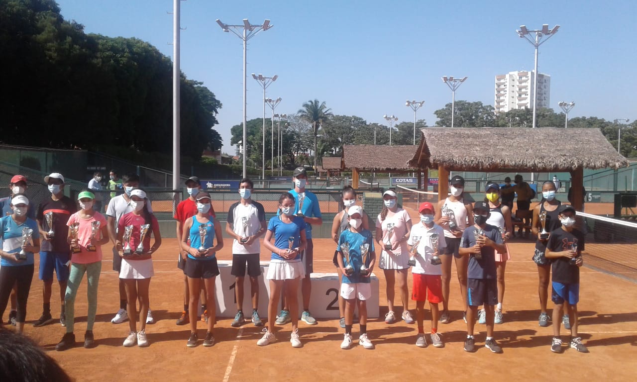 Berdecio y García vencen el G1 de 16 años en Santa Cruz