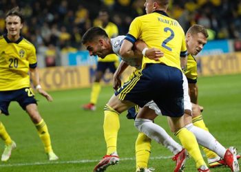 España pierde 2-1 en Suecia y se complica la clasificación al Mundial 2022