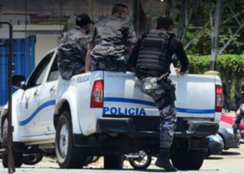 Enfrentamiento entre presos deja 24 muertos y 42 heridos en cárcel de Ecuador