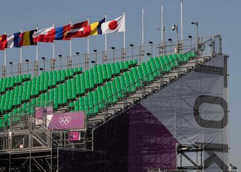 Al final la llama brillará en Tokio, pese al COVID-19