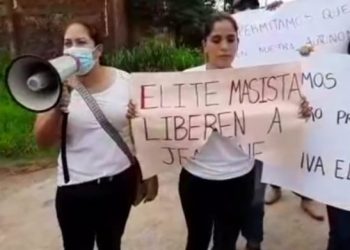 Añez cuestiona accionar policial con su hija y critica a Arce