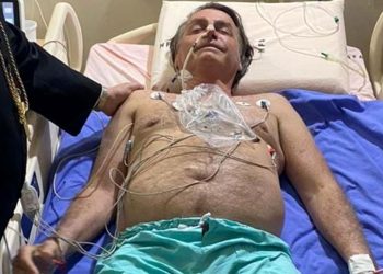 Evolución ‘satisfactoria’ de Bolsonaro, que sigue internado