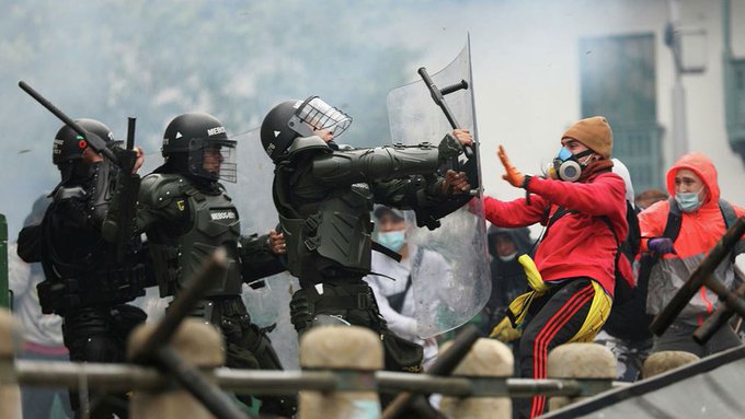 Comunidad internacional rechaza abusos policiales durante protestas en Colombia