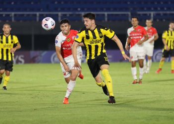 River de Paraguay frustra clasificación anticipada de Peñarol a octavos de Sudamericana