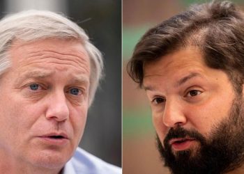 El ultraderechista Kast y el izquierdista Boric lideran la votación en Chile