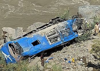 Doce muertos por la explosión de un autobús en Pakistán