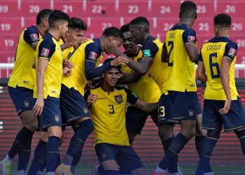 Ecuador se acerca a Qatar; Brasil listo para firmar el pase ante Colombia