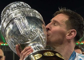 Messi cumplió sonriendo su ilusión y la de Argentina